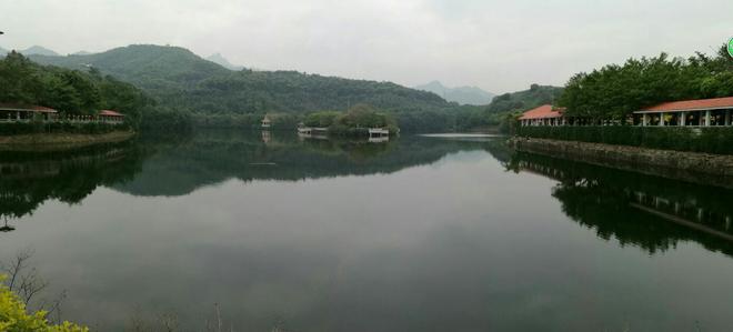 k1棋牌官网梅州有条最美的度假村 这里依山傍水 是天然的森林大氧吧(图4)
